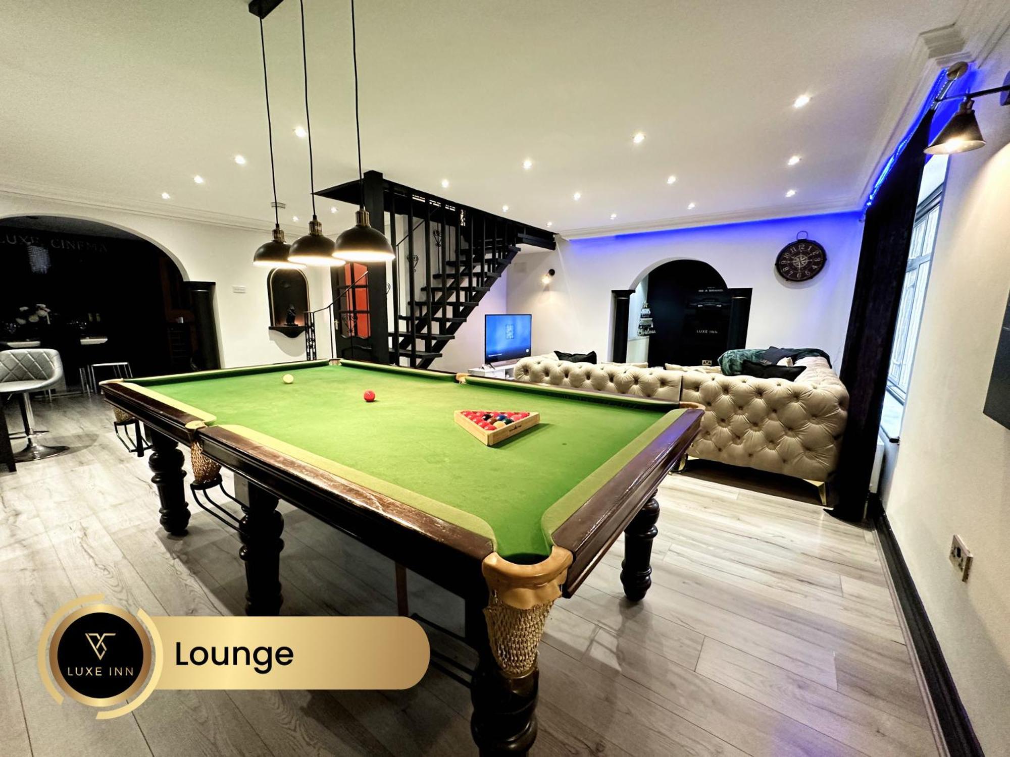 4 Bedroom House, Heathrow Airport, Luxe Inn كولنبروك المظهر الخارجي الصورة