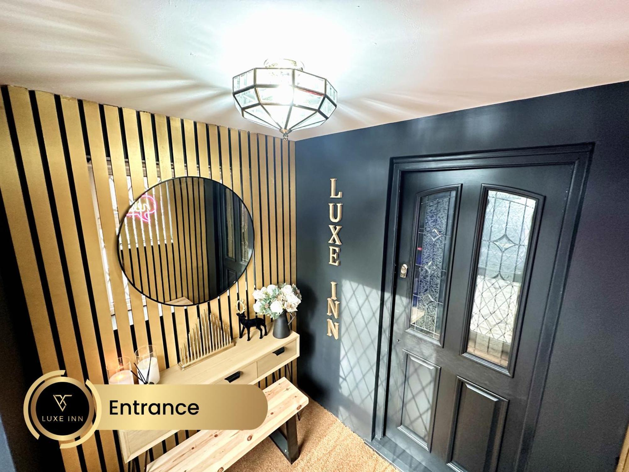 4 Bedroom House, Heathrow Airport, Luxe Inn كولنبروك المظهر الخارجي الصورة